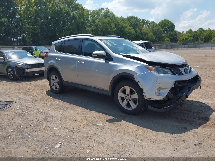 Photo of the 2013 TOYOTA RAV4 XLE