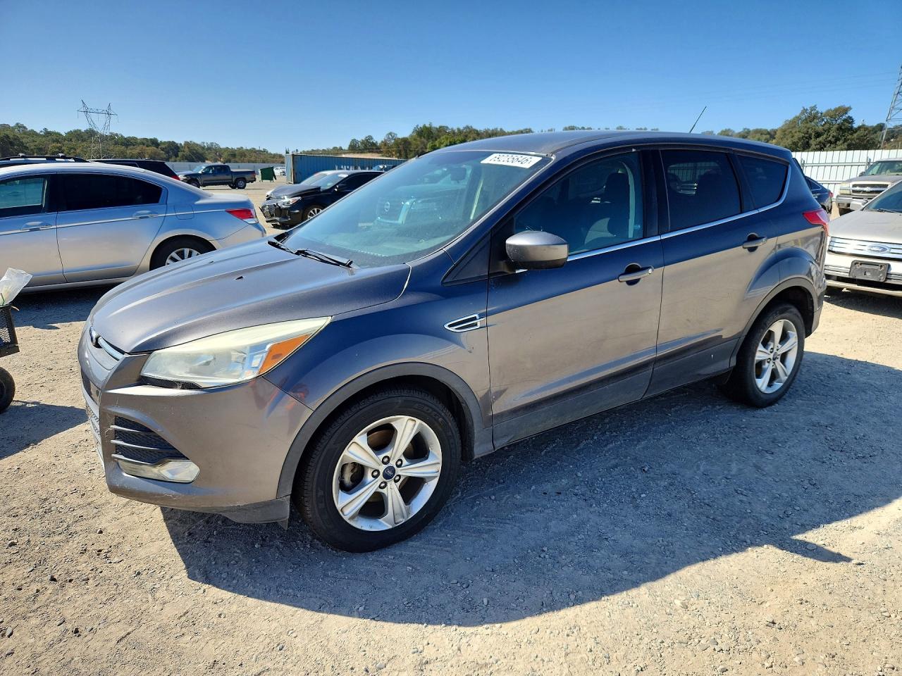 Photo of the 2014 FORD ESCAPE SE