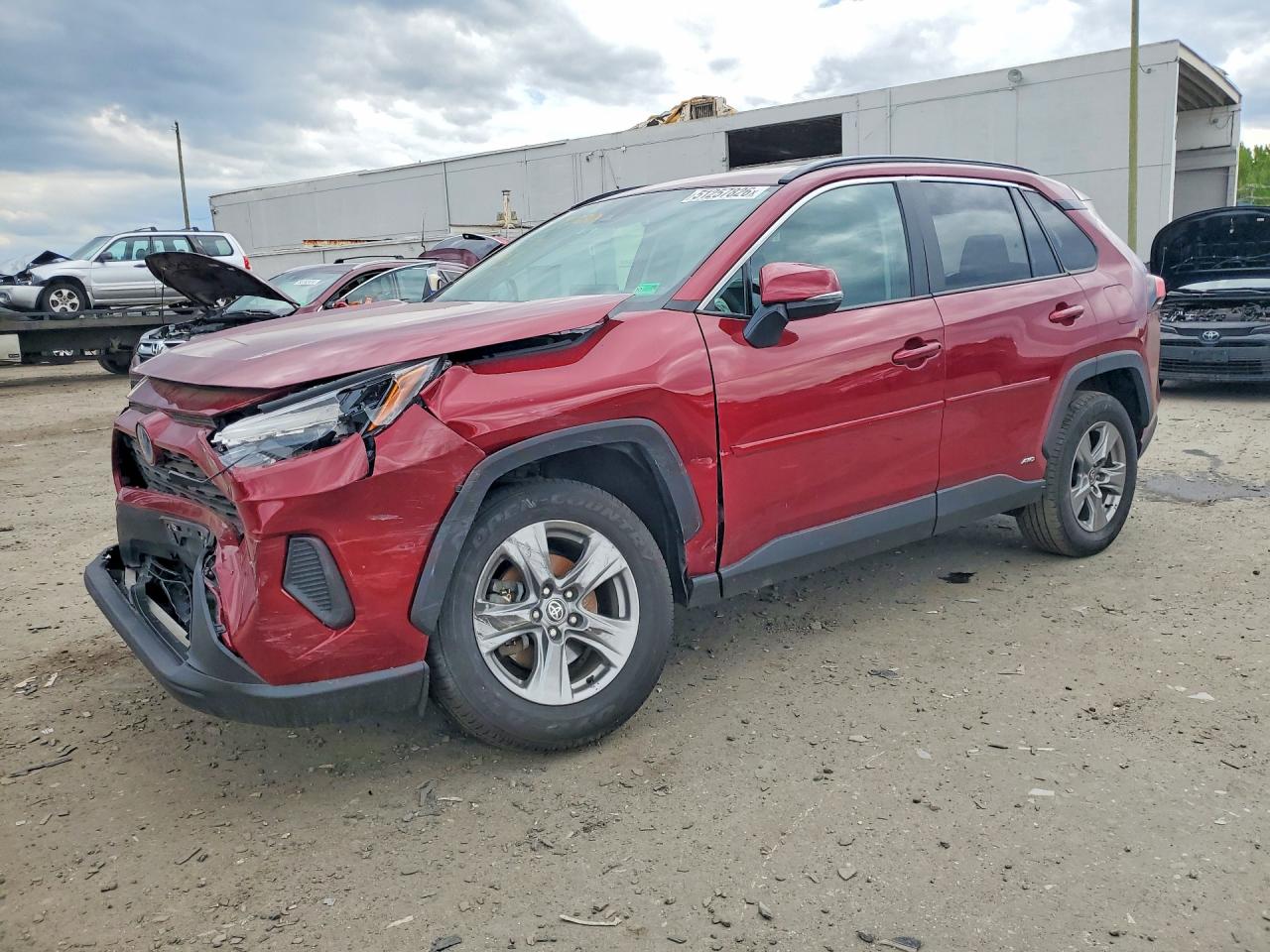 Photo of the 2024 TOYOTA RAV4 HYBRID XLE