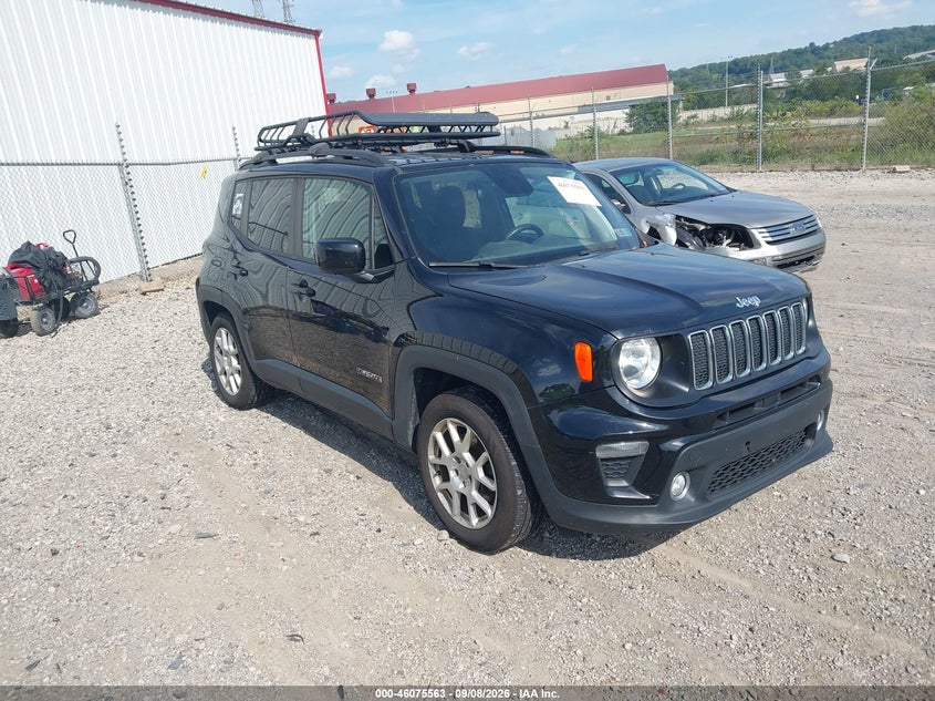 Photo of the 2019 JEEP RENEGADE LATITUDE FWD