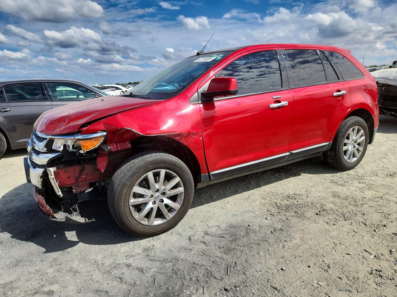 Photo of the 2011 FORD EDGE SEL