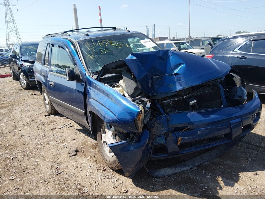 Photo of the 2005 CHEVROLET TRAILBLAZER LS