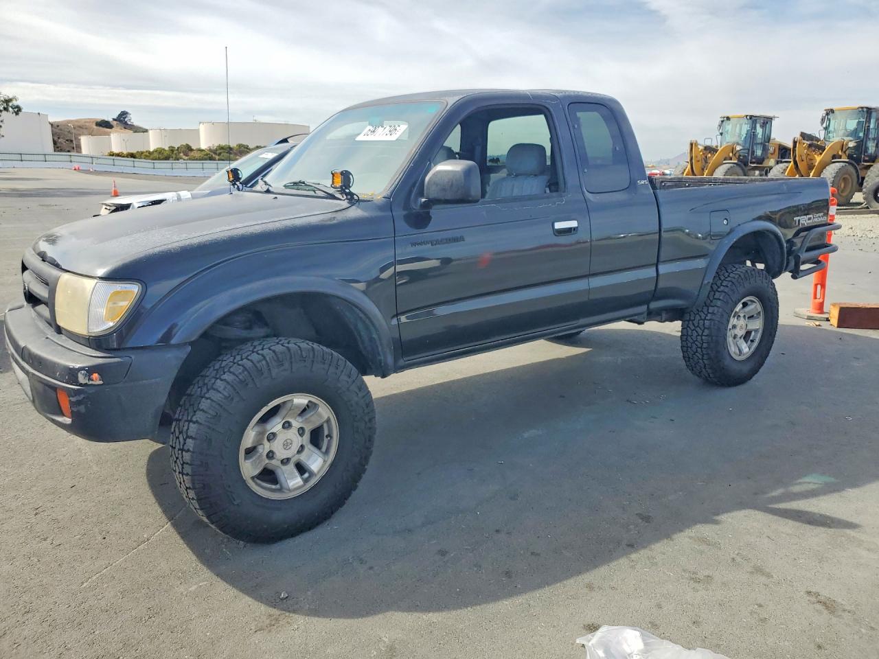 Photo of the 2000 TOYOTA TACOMA V6