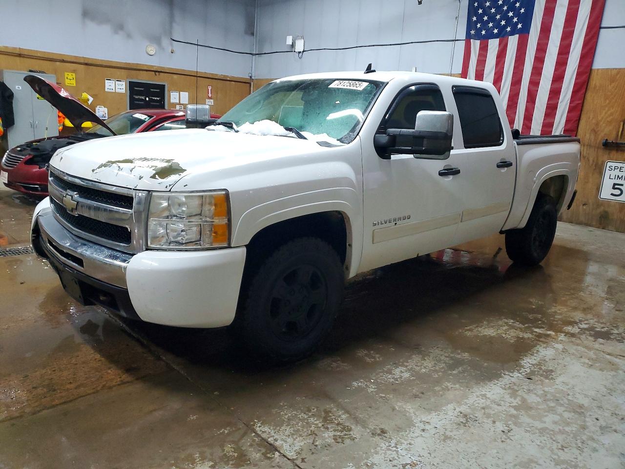 Photo of the 2009 CHEVROLET SILVERADO K1500 LT