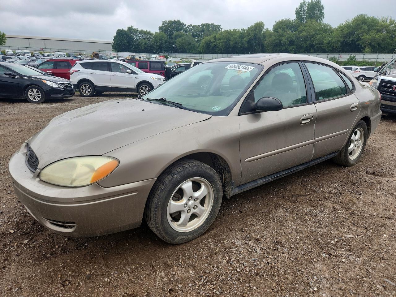 Photo of the 2004 FORD TAURUS SES