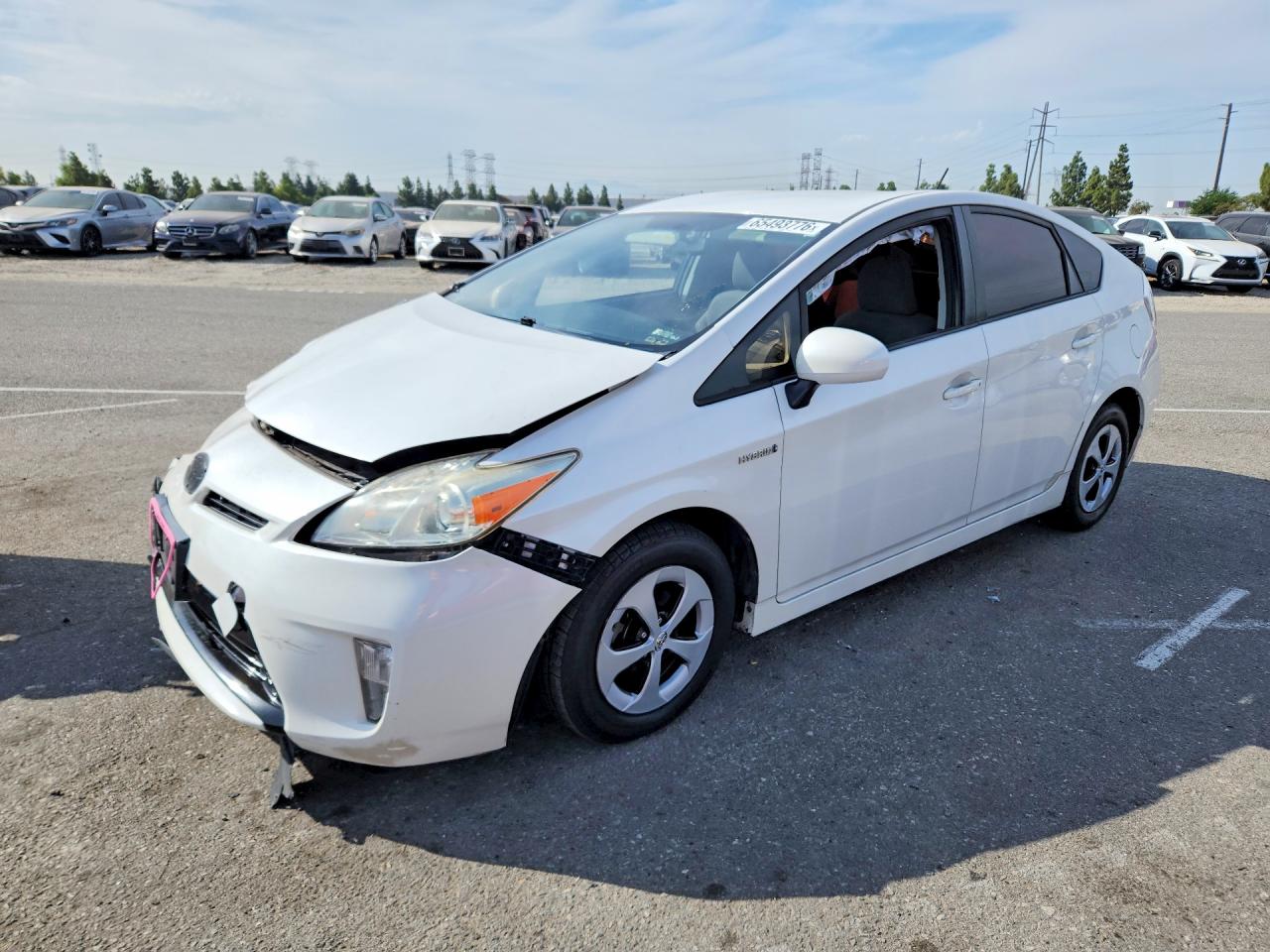 Photo of the 2014 TOYOTA PRIUS THREE