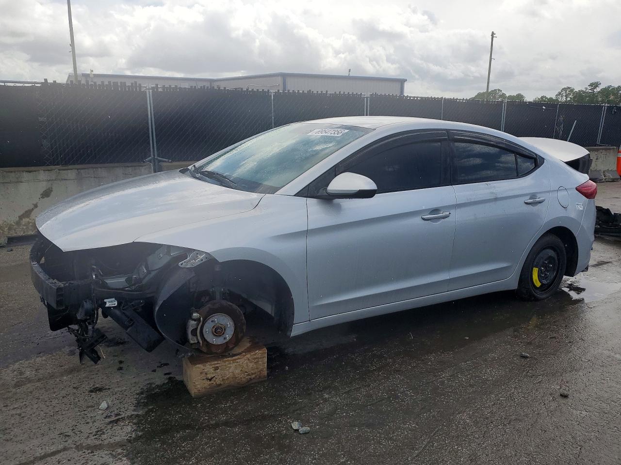 Photo of the 2018 HYUNDAI ELANTRA SEL