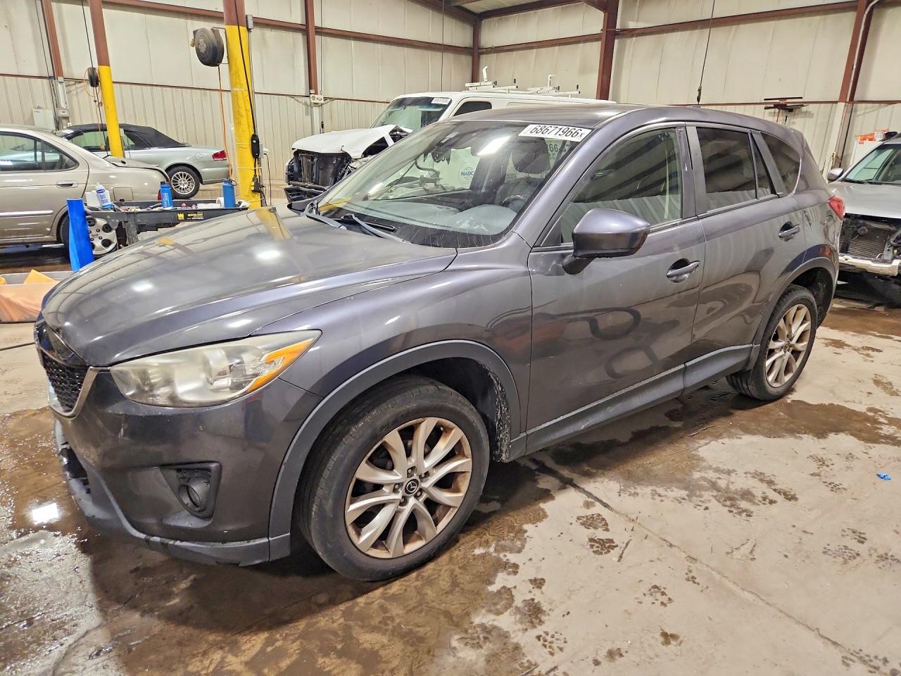 Photo of the 2015 MAZDA CX-5 GT