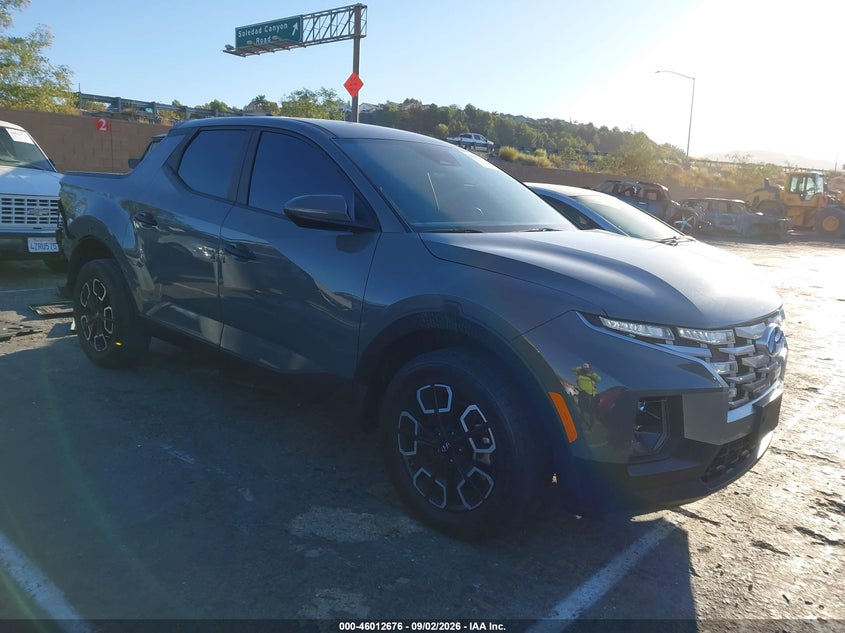 Photo of the 2024 HYUNDAI SANTA CRUZ SEL