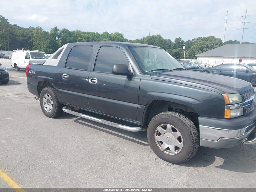 Photo of the 2004 CHEVROLET AVALANCHE 1500