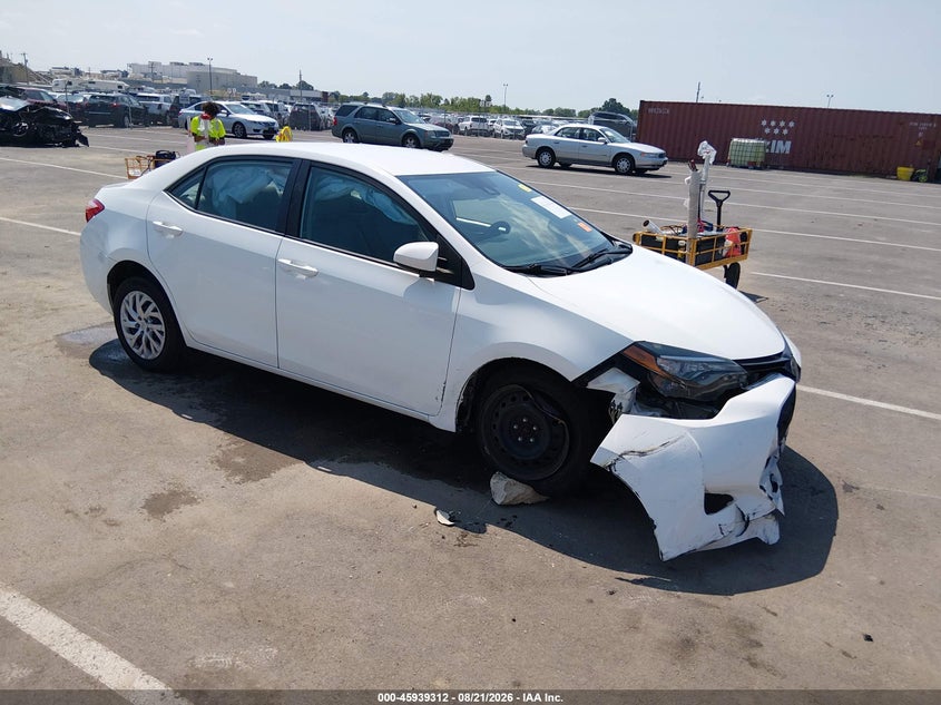 Photo of the 2017 TOYOTA COROLLA LE
