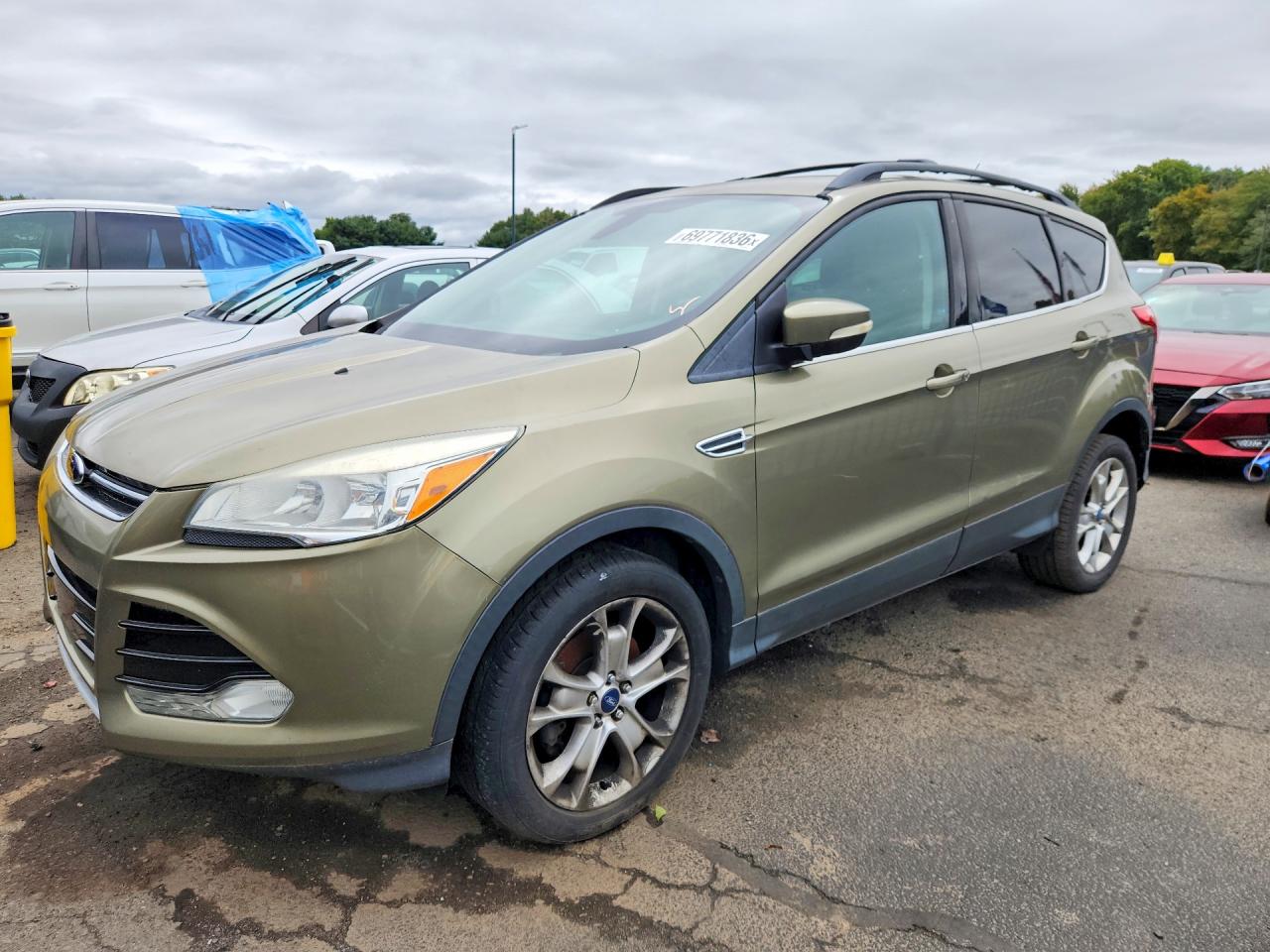 Photo of the 2013 FORD ESCAPE SEL