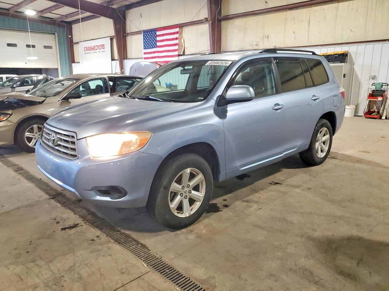 Photo of the 2008 TOYOTA HIGHLANDER BASE