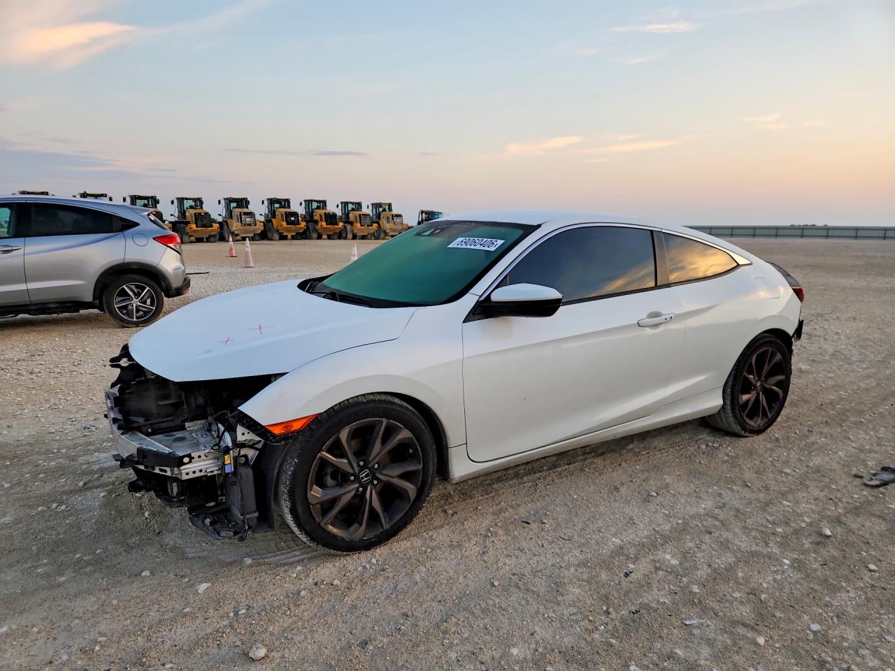Photo of the 2019 HONDA CIVIC SPORT