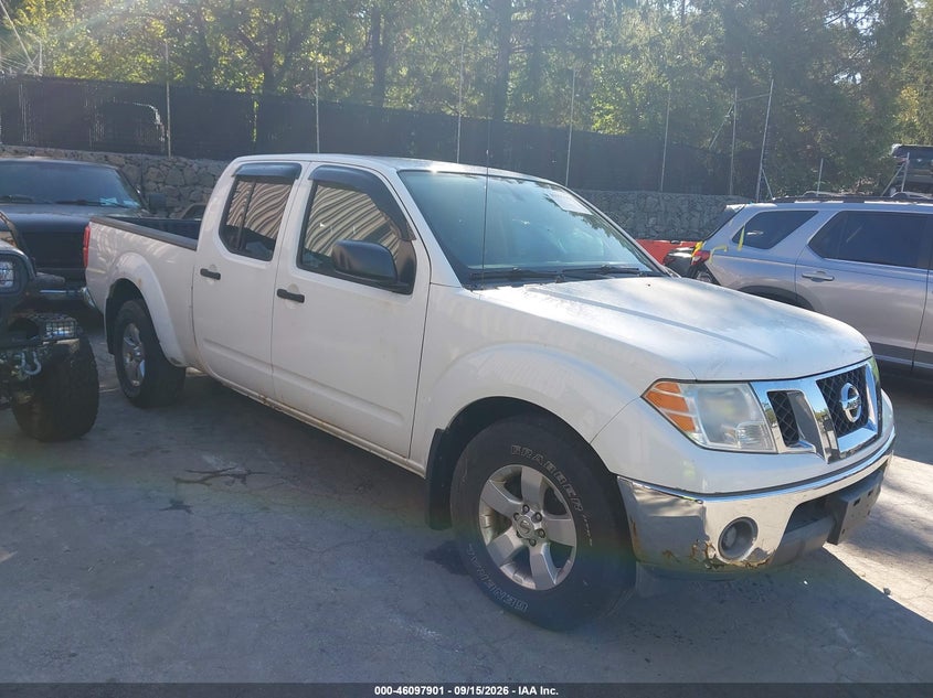 Photo of the 2010 NISSAN FRONTIER SE