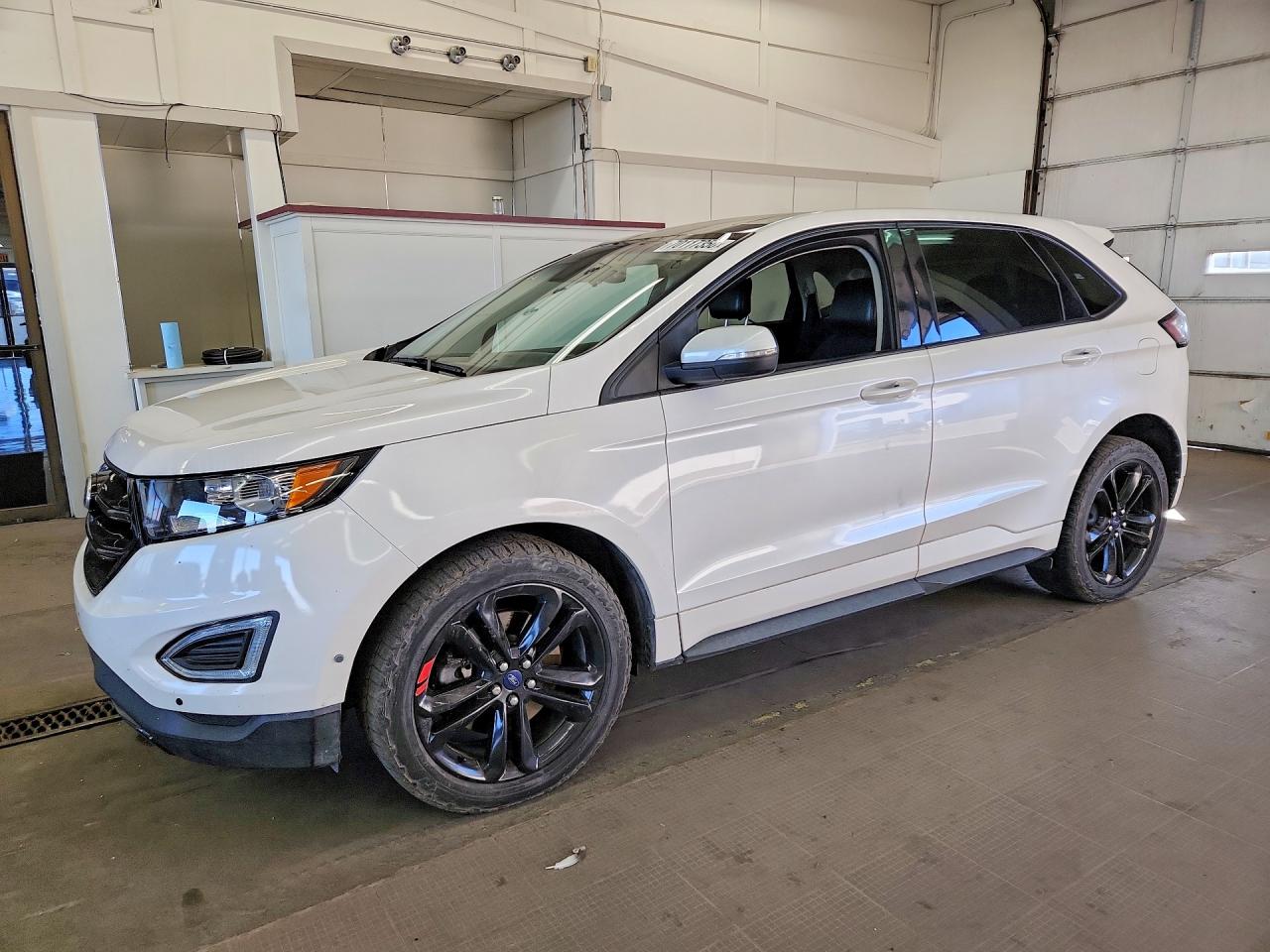 Photo of the 2016 FORD EDGE SPORT