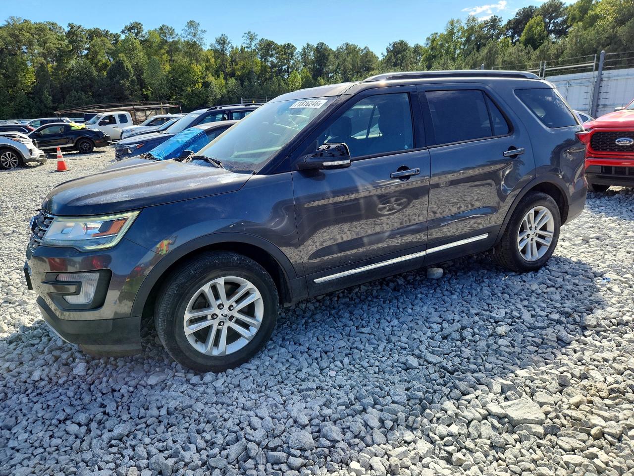 Photo of the 2017 FORD EXPLORER XLT