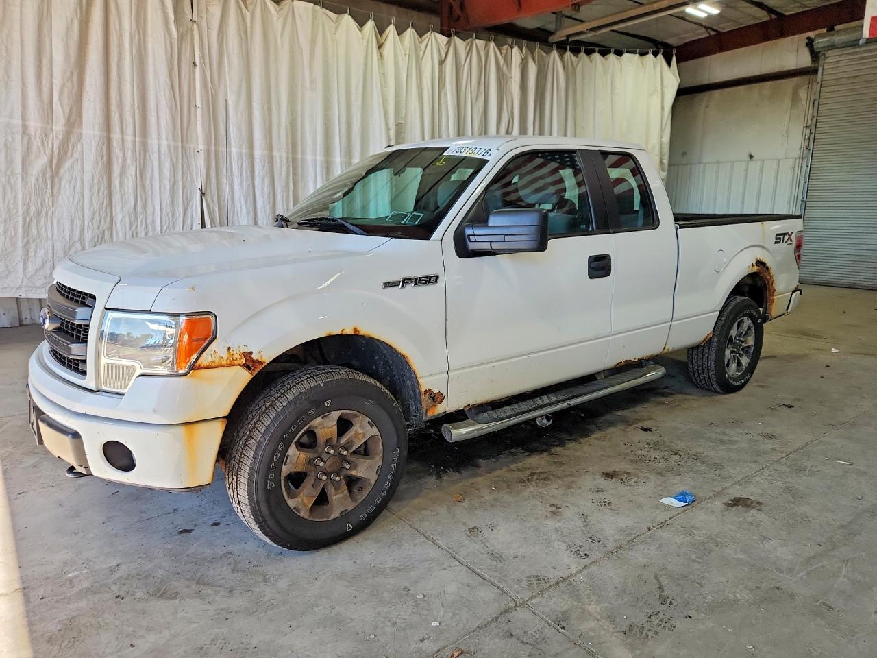 Photo of the 2014 FORD F150 SUPER CAB