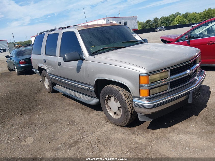 Photo of the 1999 CHEVROLET TAHOE LIMITED