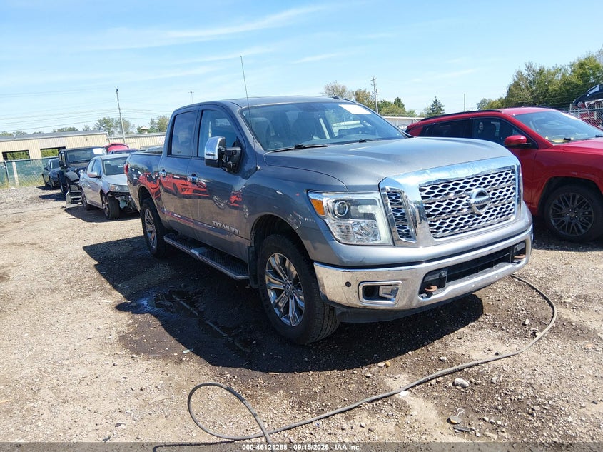 Photo of the 2018 NISSAN TITAN SL