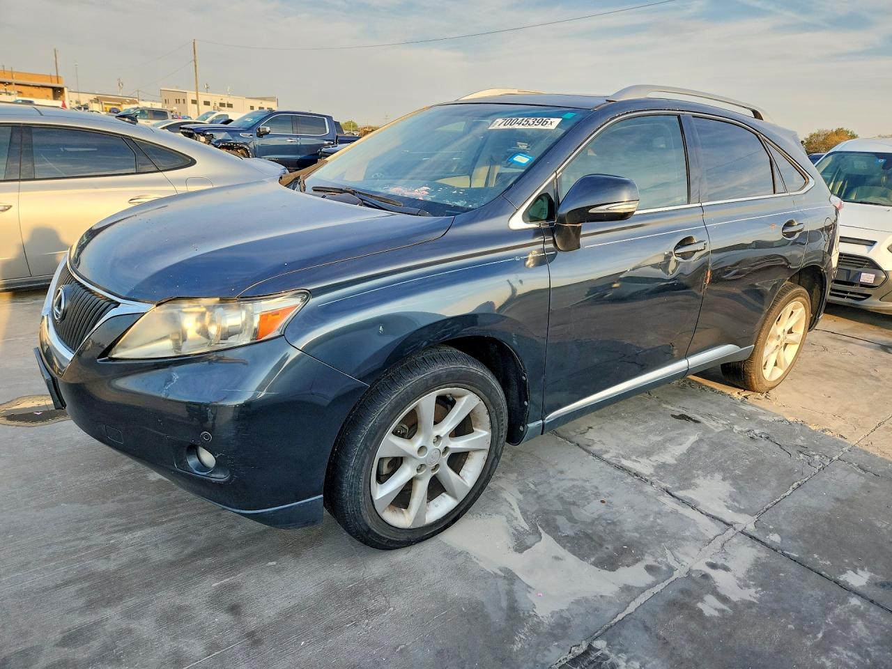 Photo of the 2010 LEXUS RX 350