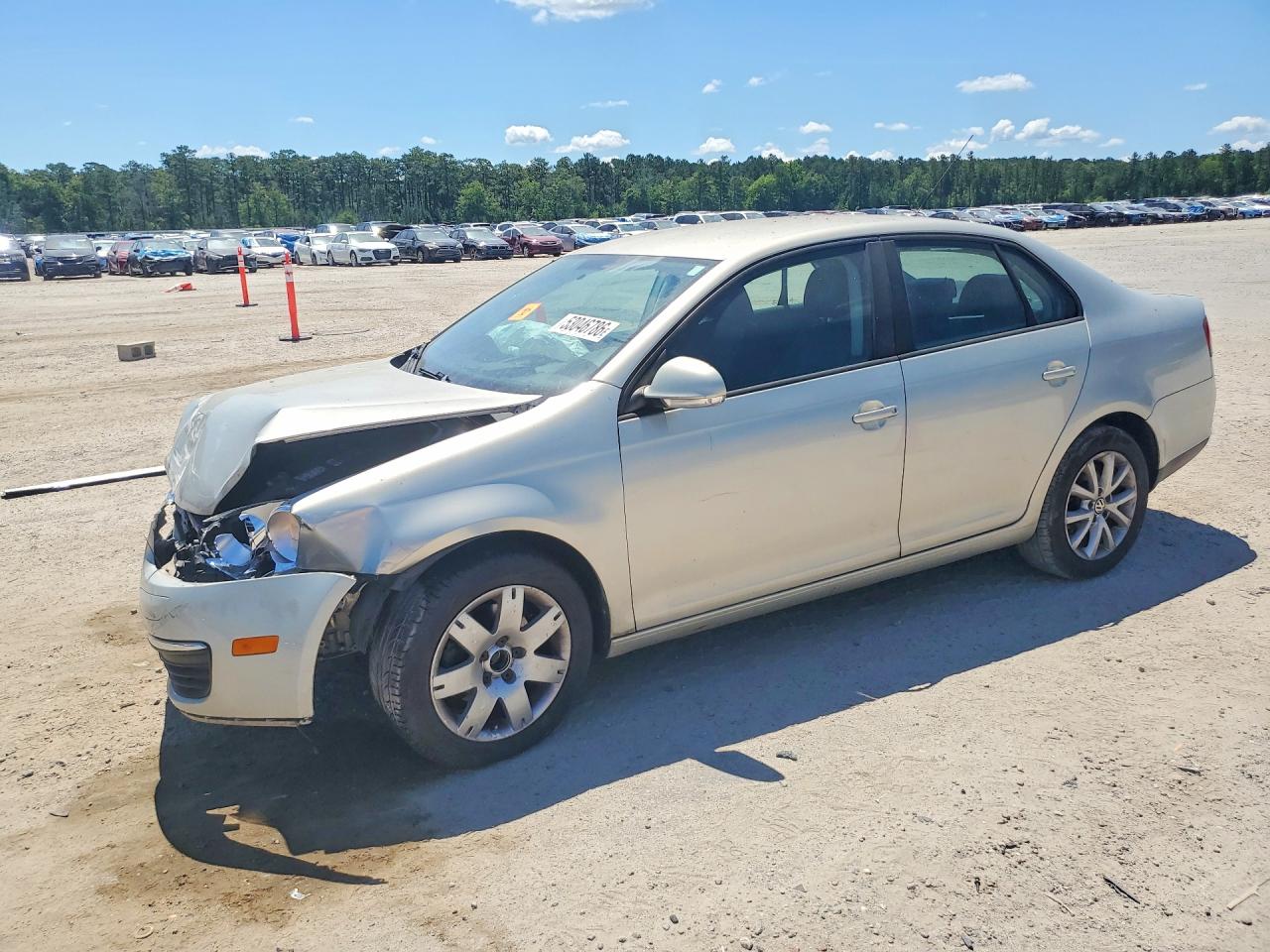 Photo of the 2010 VOLKSWAGEN JETTA LIMITED