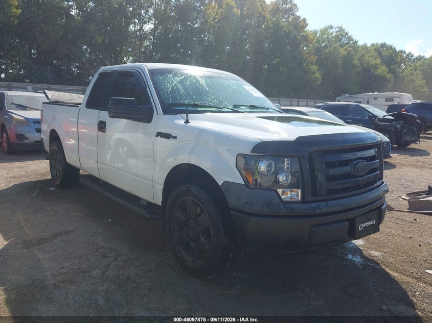 Photo of the 2011 FORD F-150 XL