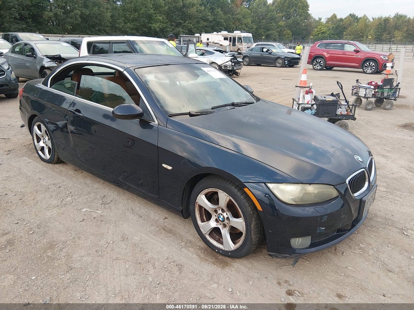 Photo of the 2009 BMW 328I