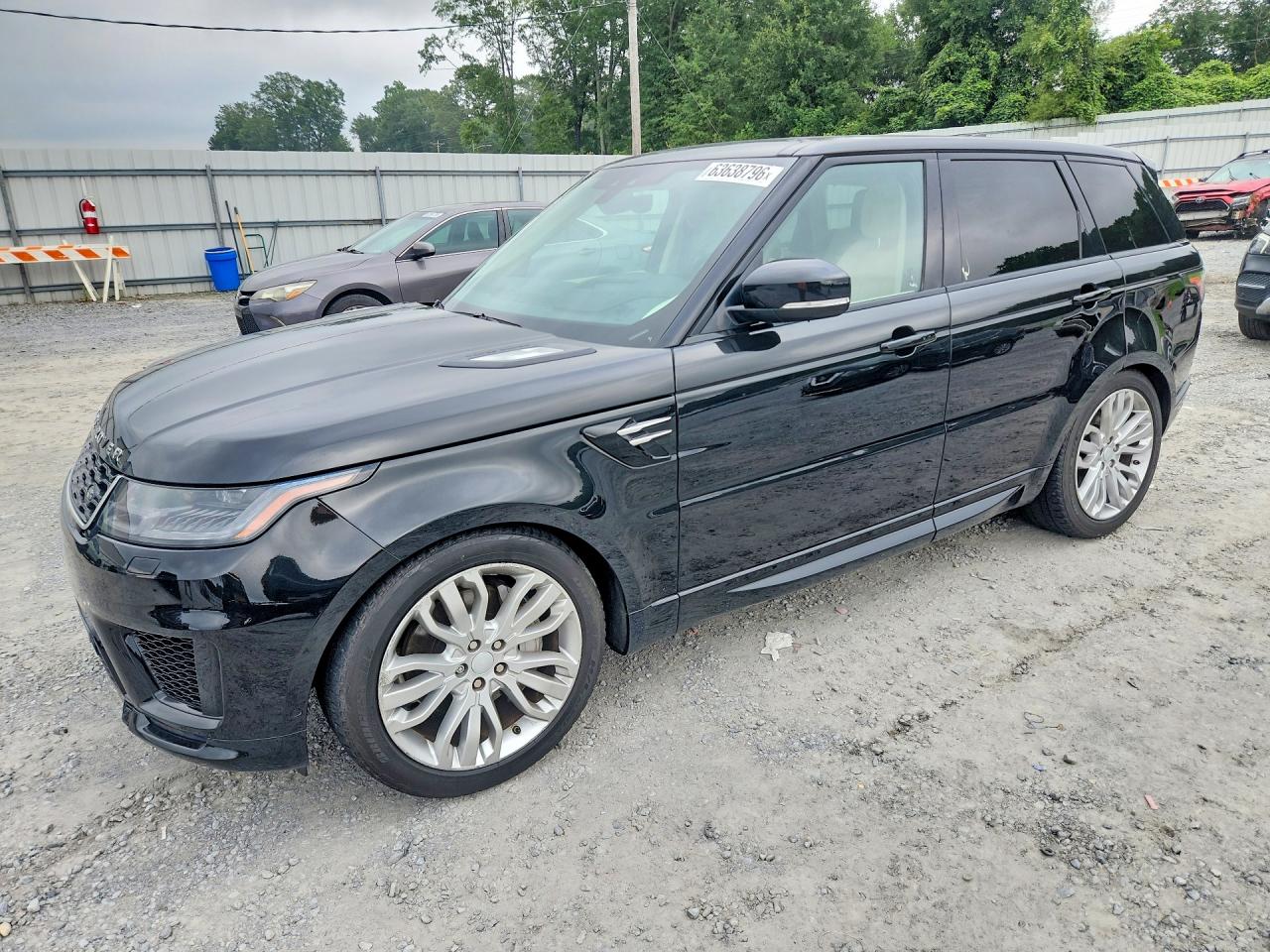 Photo of the 2019 LAND ROVER RANGE ROVER SPORT HSE