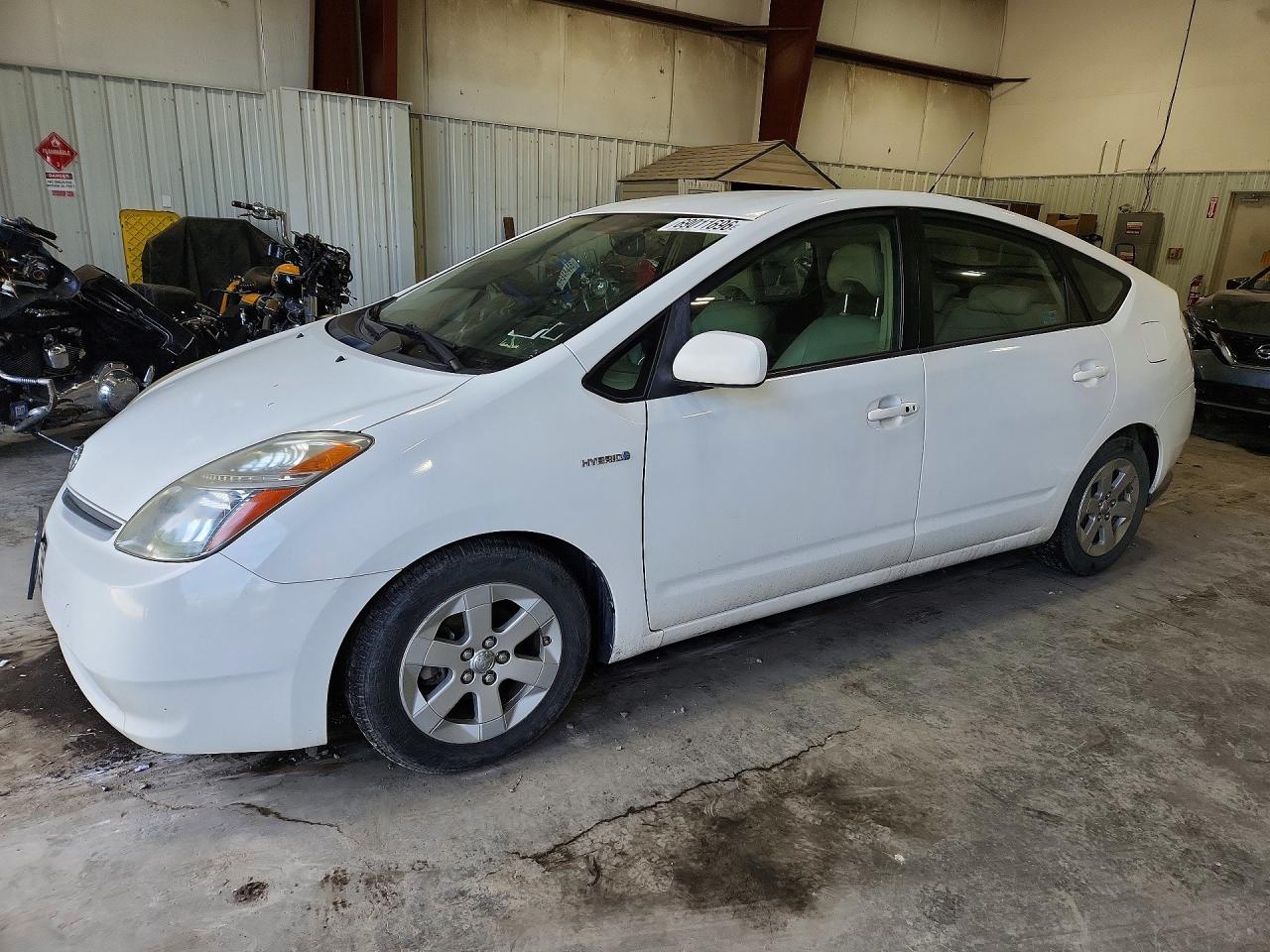 Photo of the 2009 TOYOTA PRIUS BASE