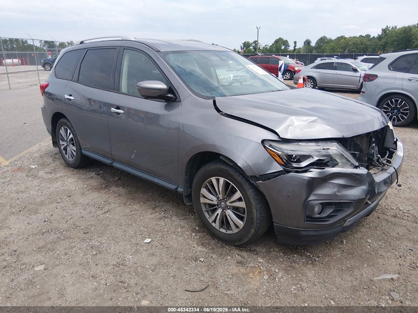 Photo of the 2019 NISSAN PATHFINDER SL