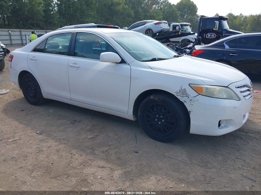 Photo of the 2010 TOYOTA CAMRY LE V6