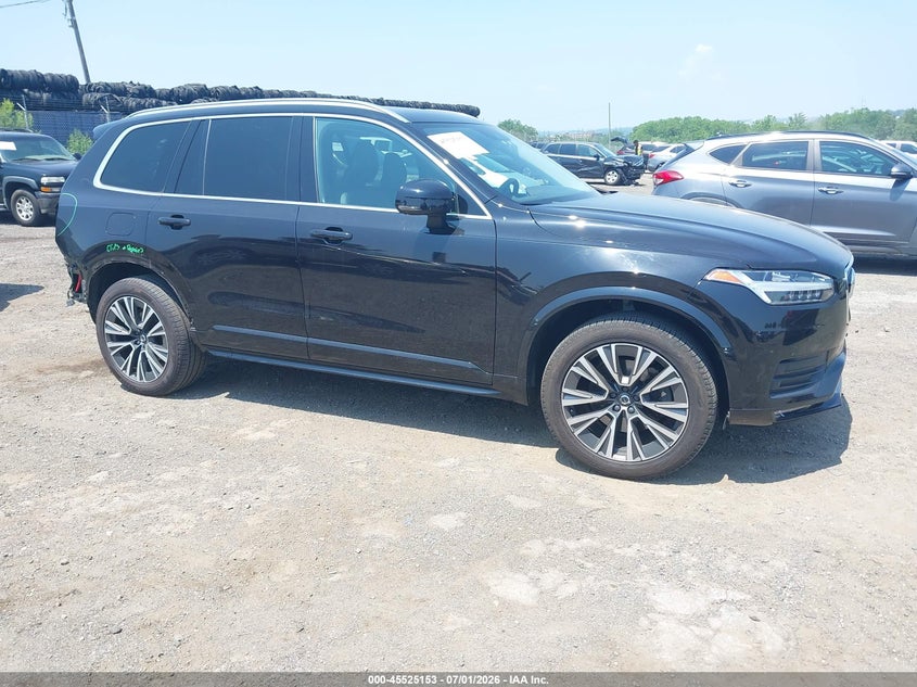 Photo of the 2020 VOLVO XC90 T5 MOMENTUM 7 PASSENGER