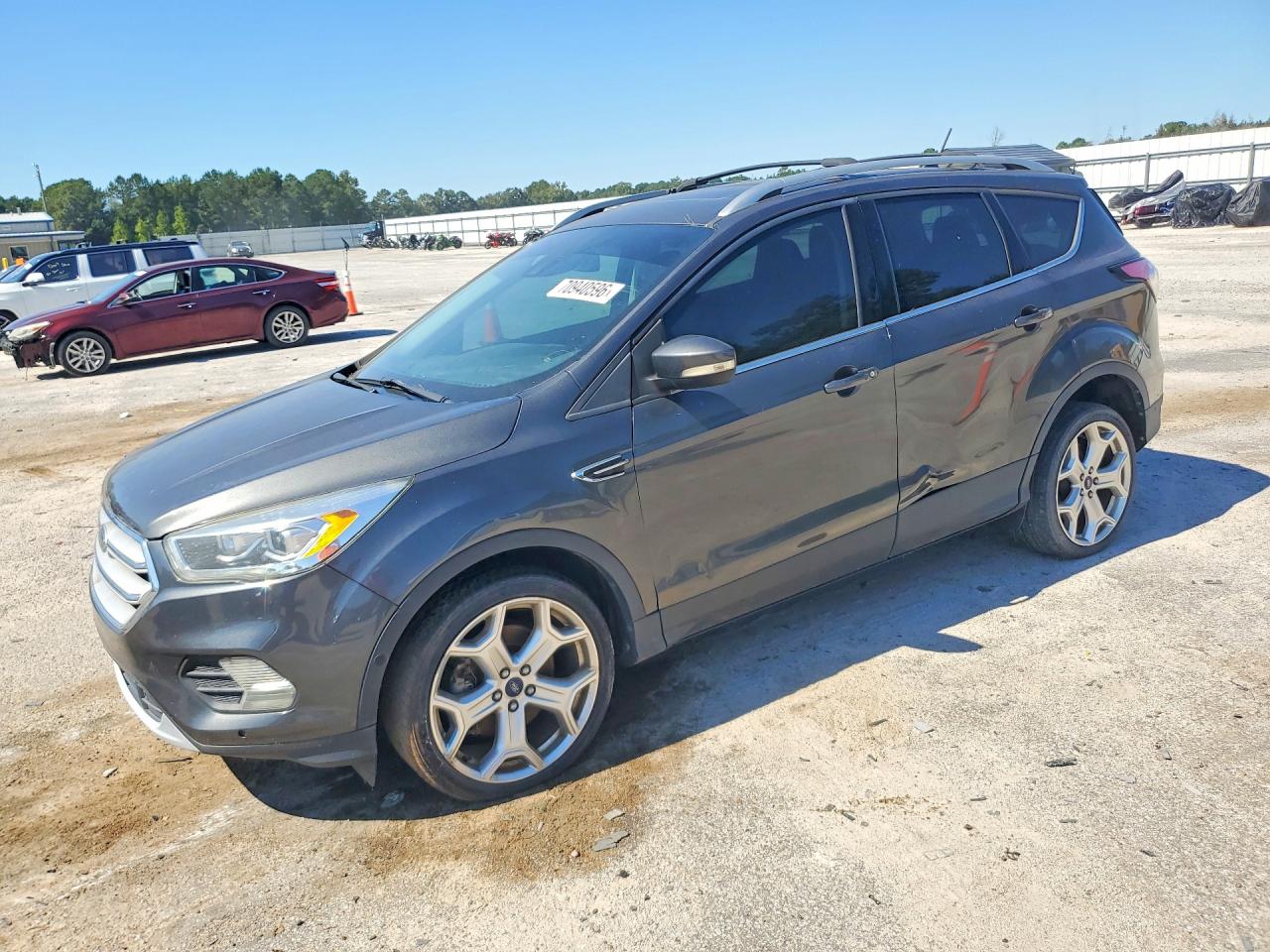 Photo of the 2018 FORD ESCAPE TITANIUM