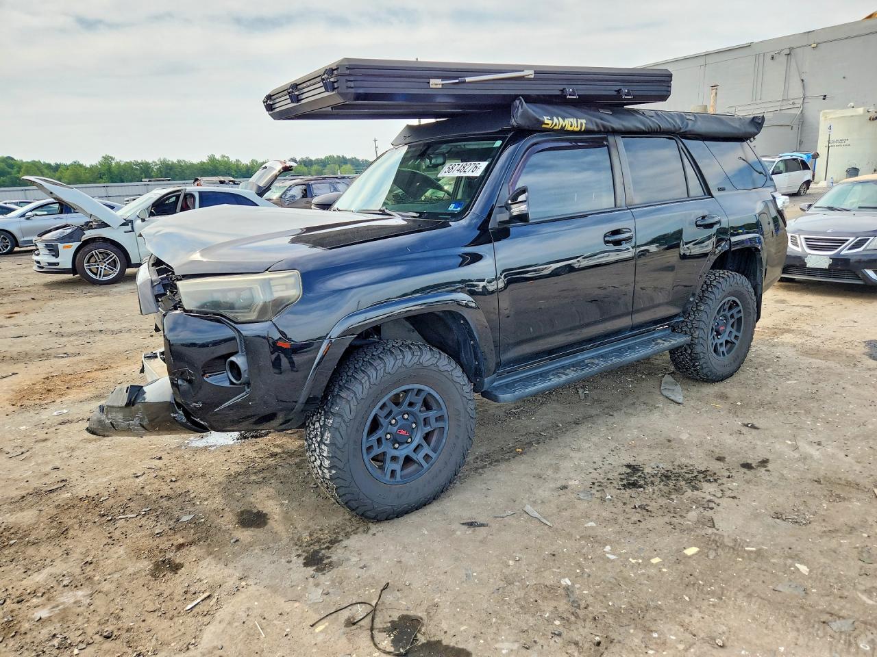 Photo of the 2018 TOYOTA 4RUNNER SR5 PREMIUM