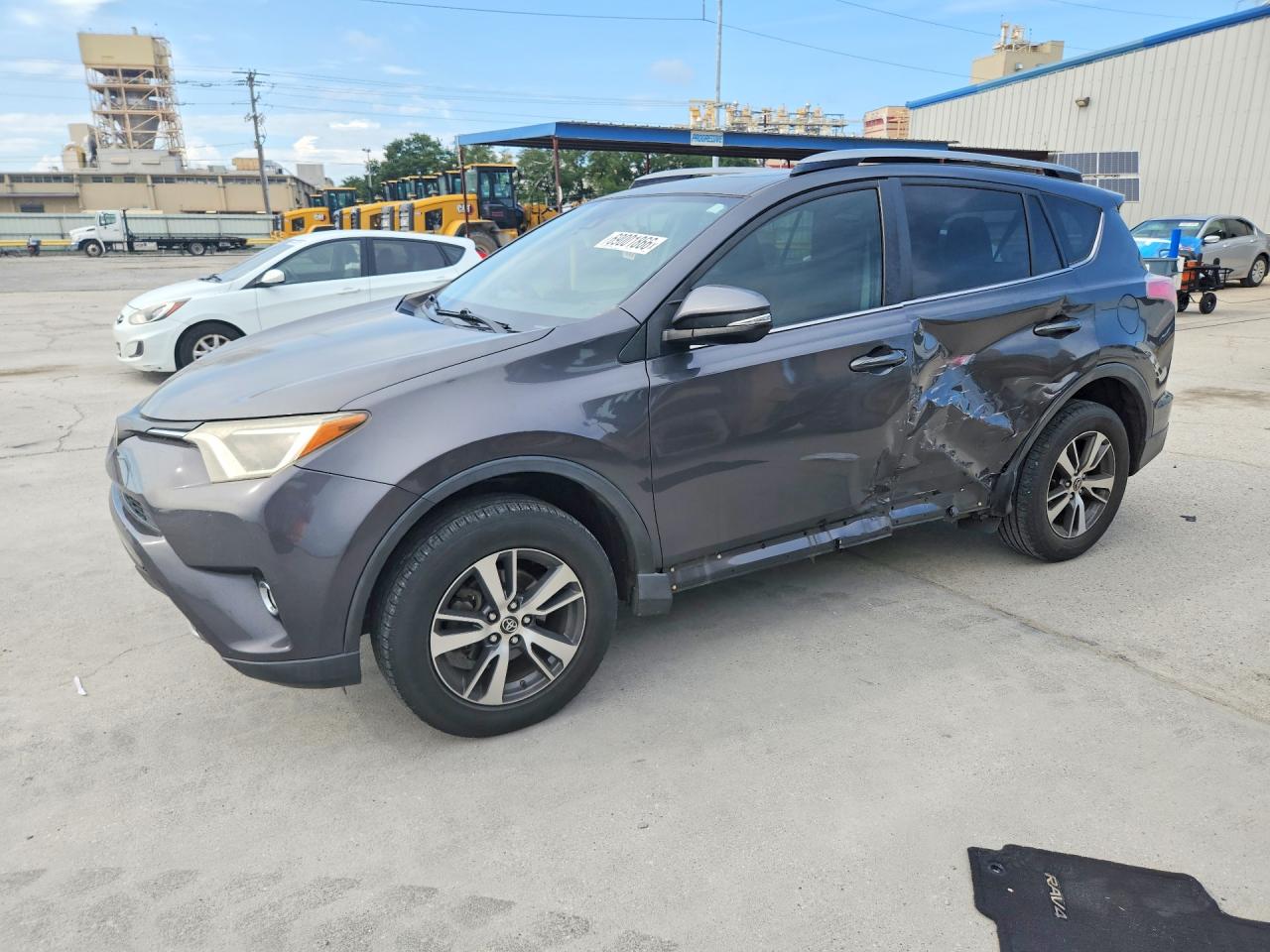 Photo of the 2017 TOYOTA RAV4 XLE
