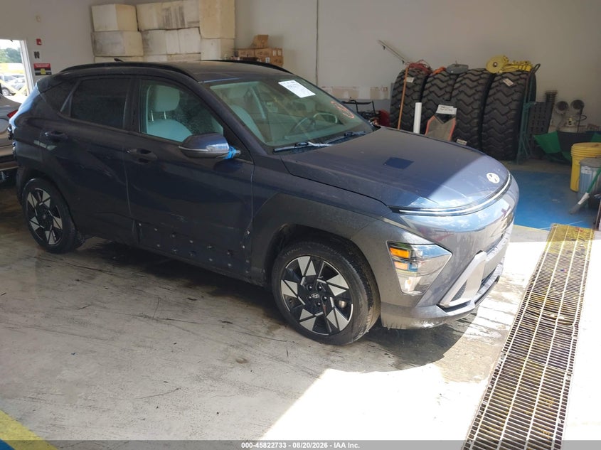 Photo of the 2024 HYUNDAI KONA SEL