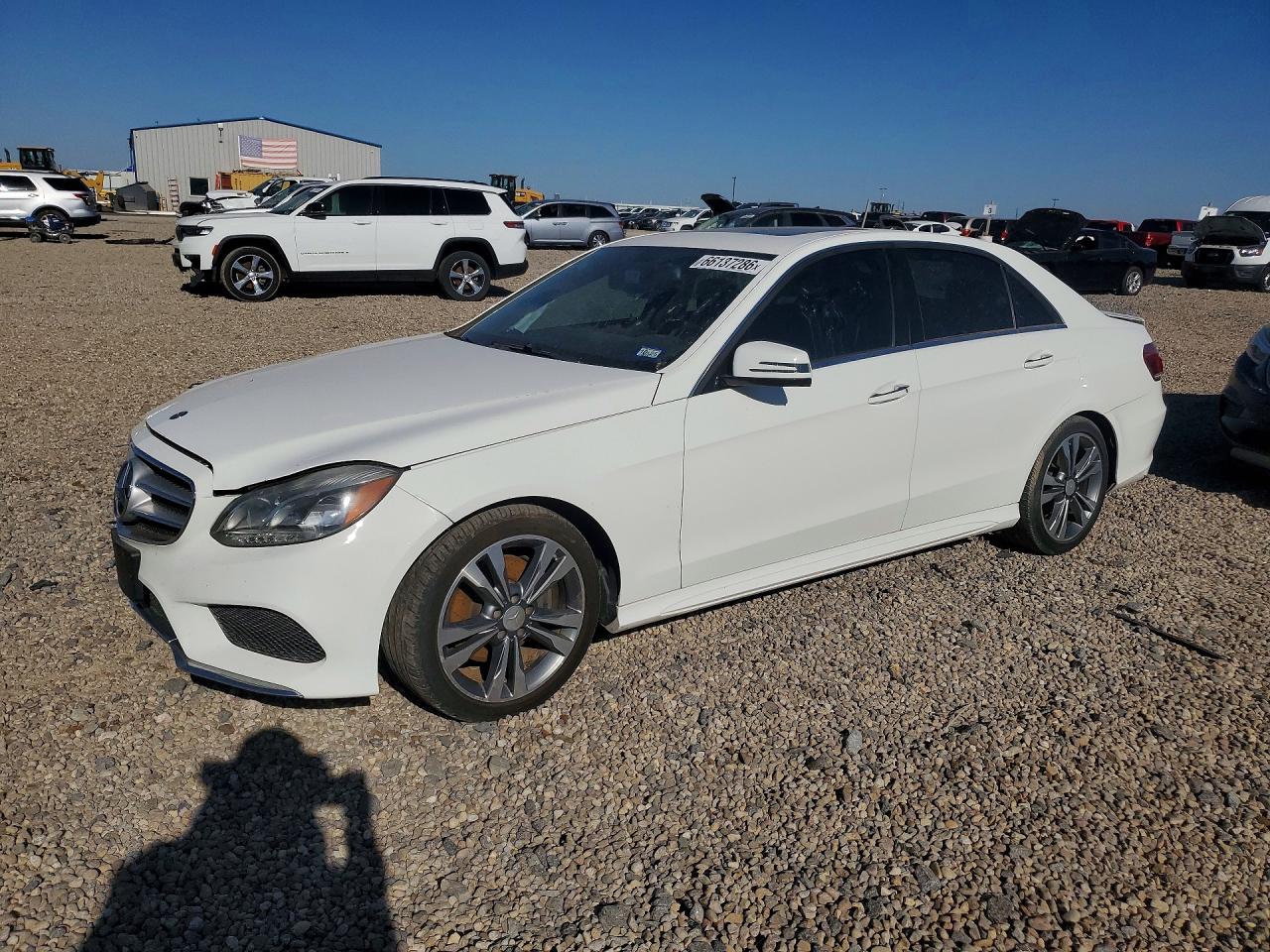 Photo of the 2015 MERCEDES-BENZ E 350