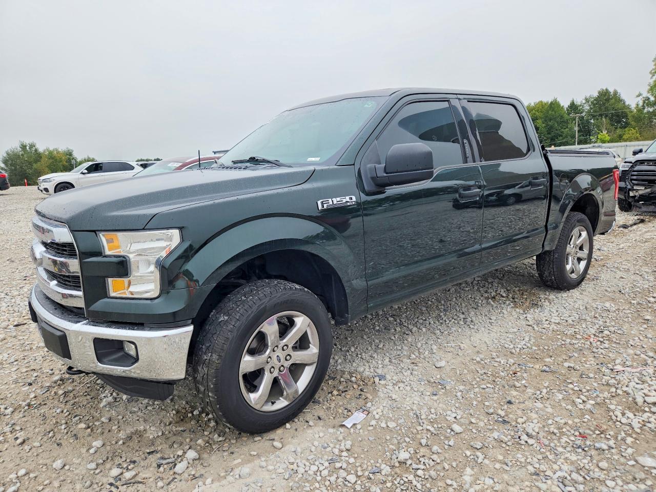 Photo of the 2015 FORD F150 SUPERCREW