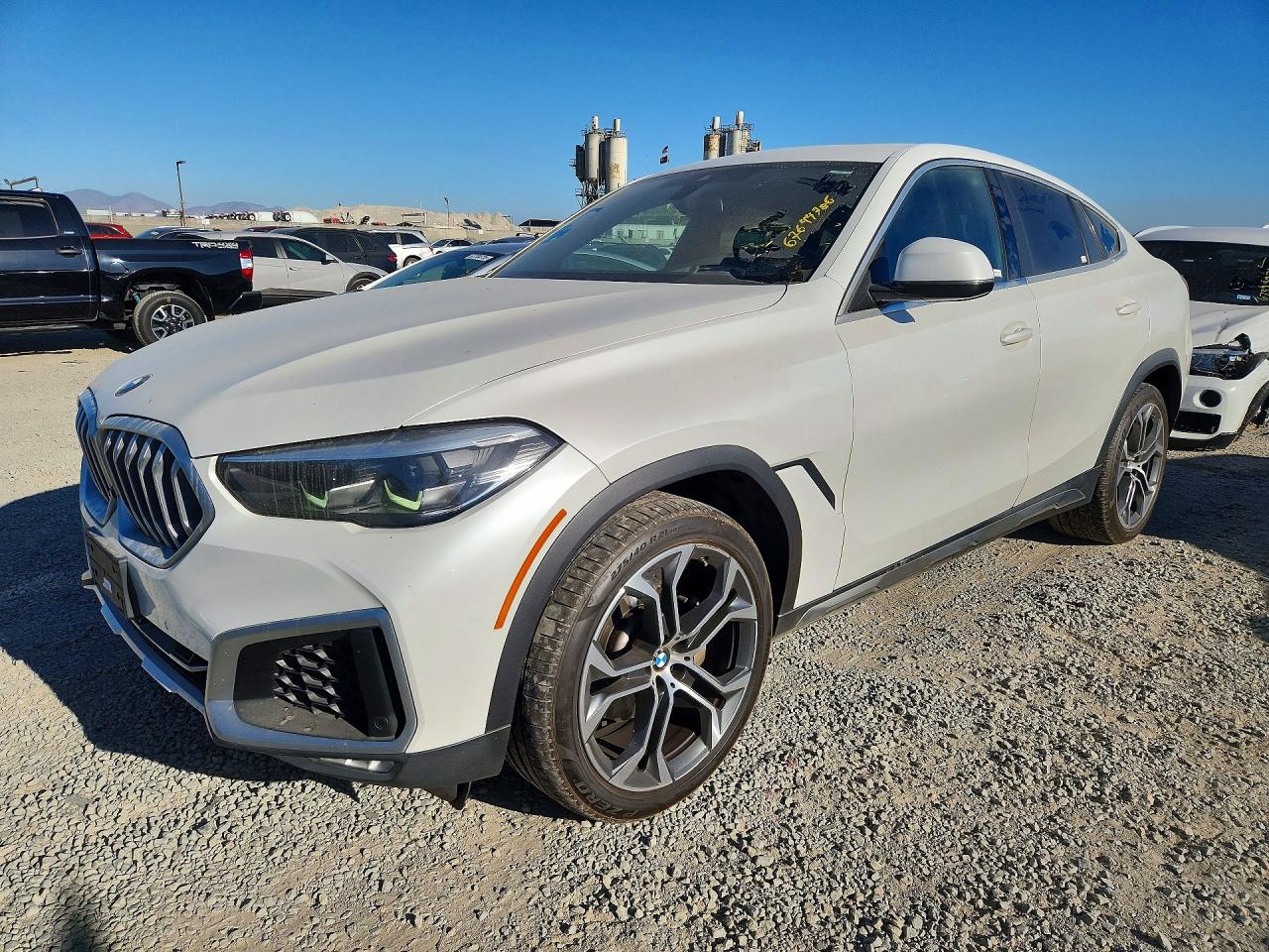 Photo of the 2021 BMW X6 XDRIVE40I