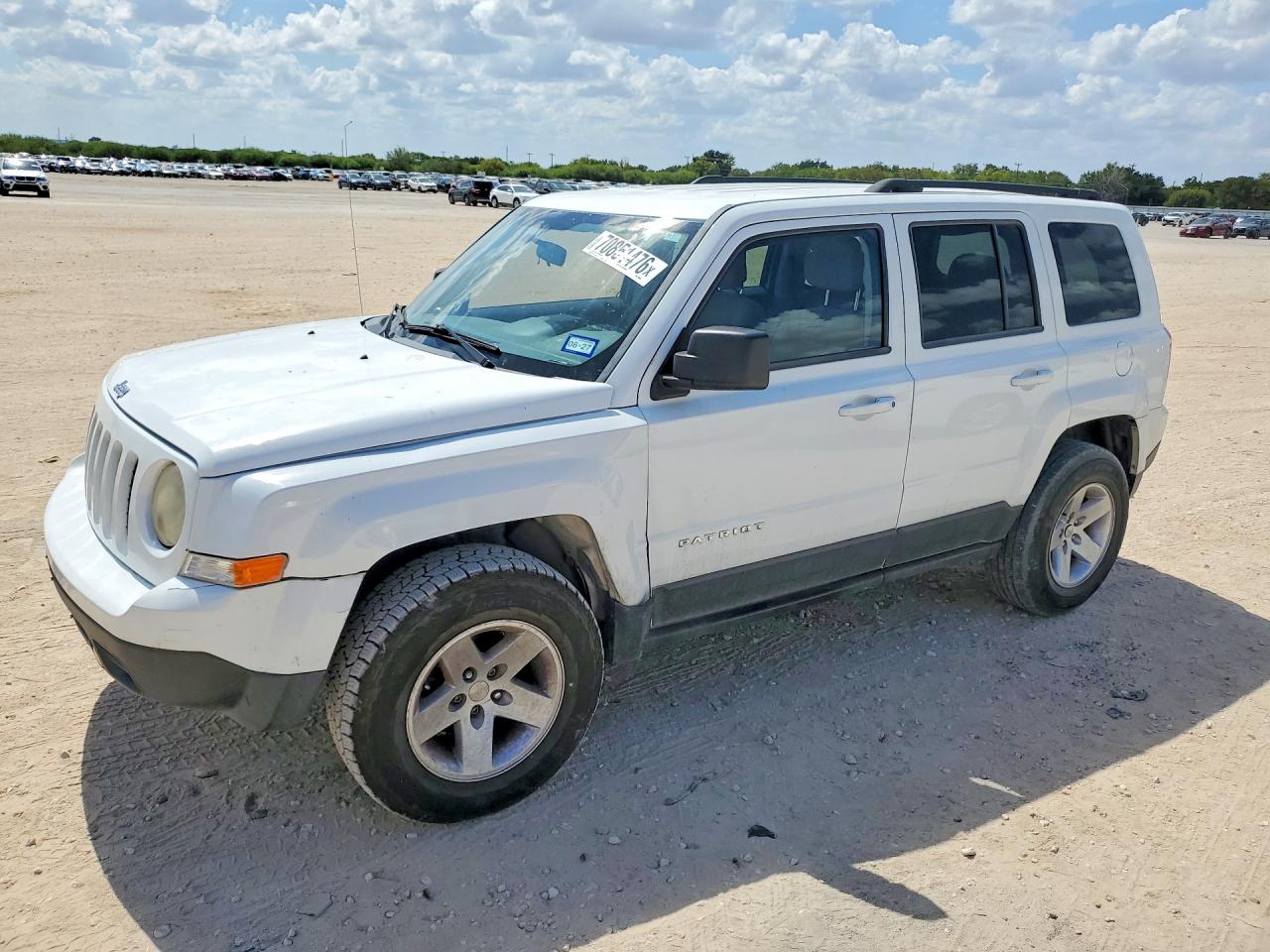 Photo of the 2014 JEEP PATRIOT SPORT