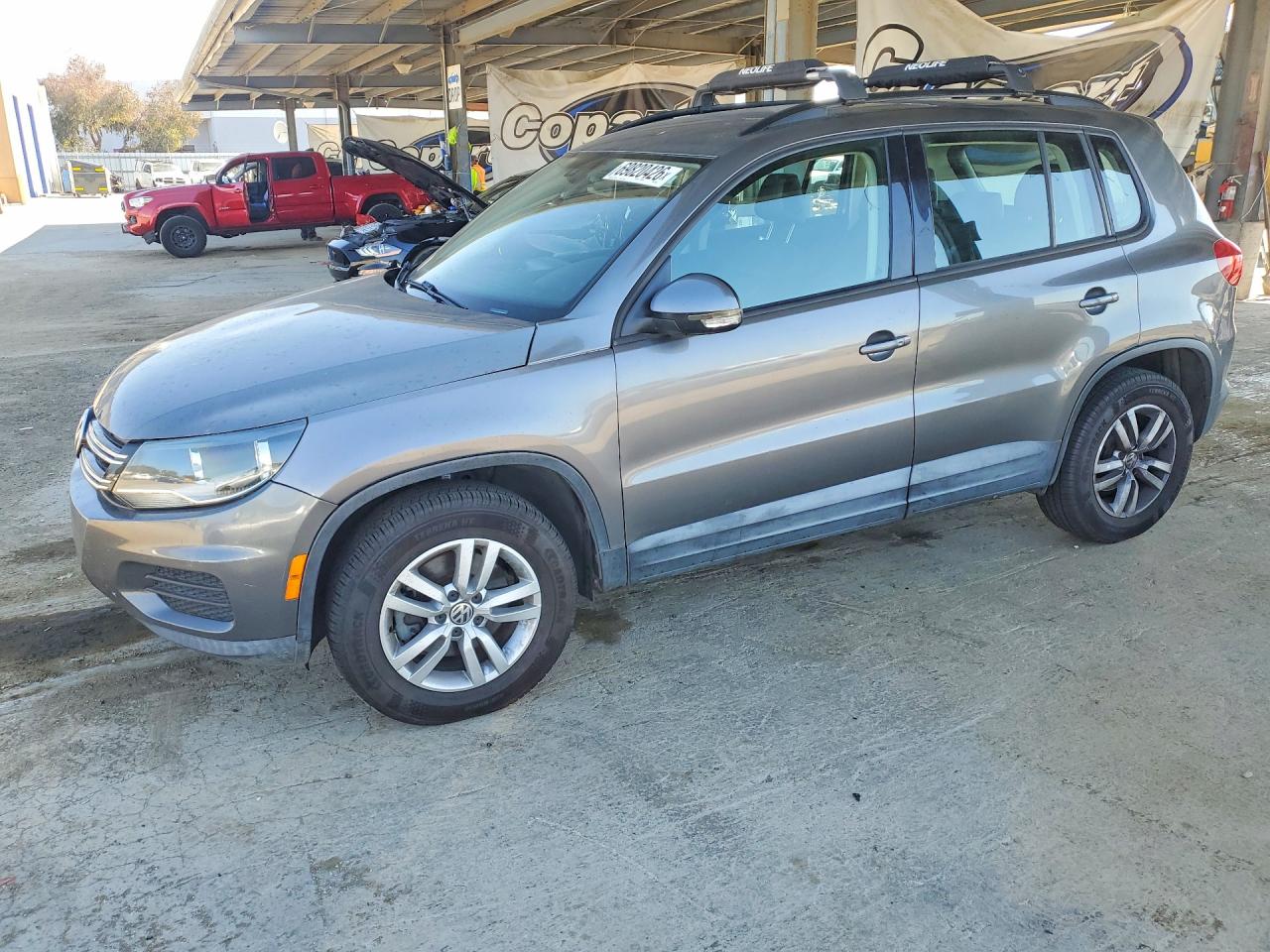 Photo of the 2016 VOLKSWAGEN TIGUAN S