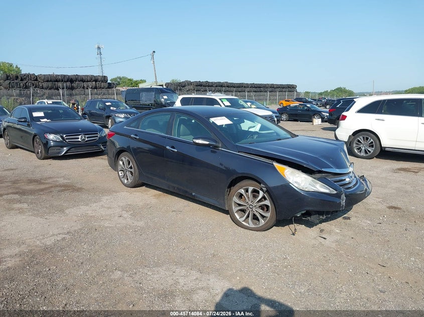 Photo of the 2014 HYUNDAI SONATA SE