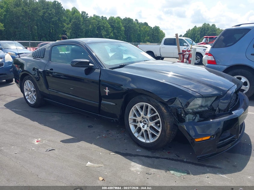 Photo of the 2014 FORD MUSTANG V6 PREMIUM