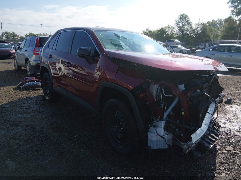 Photo of the 2022 TOYOTA RAV4 LE