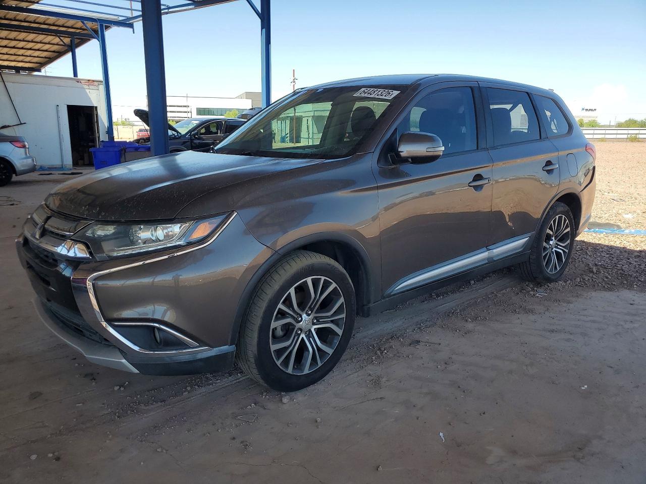Photo of the 2017 MITSUBISHI OUTLANDER SE