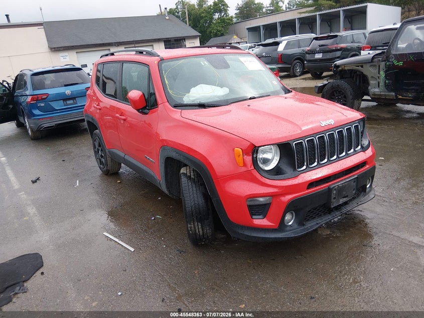 Photo of the 2020 JEEP RENEGADE LATITUDE 4X4
