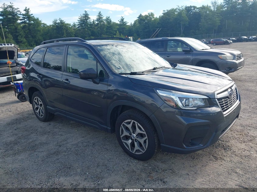 Photo of the 2019 SUBARU FORESTER PREMIUM