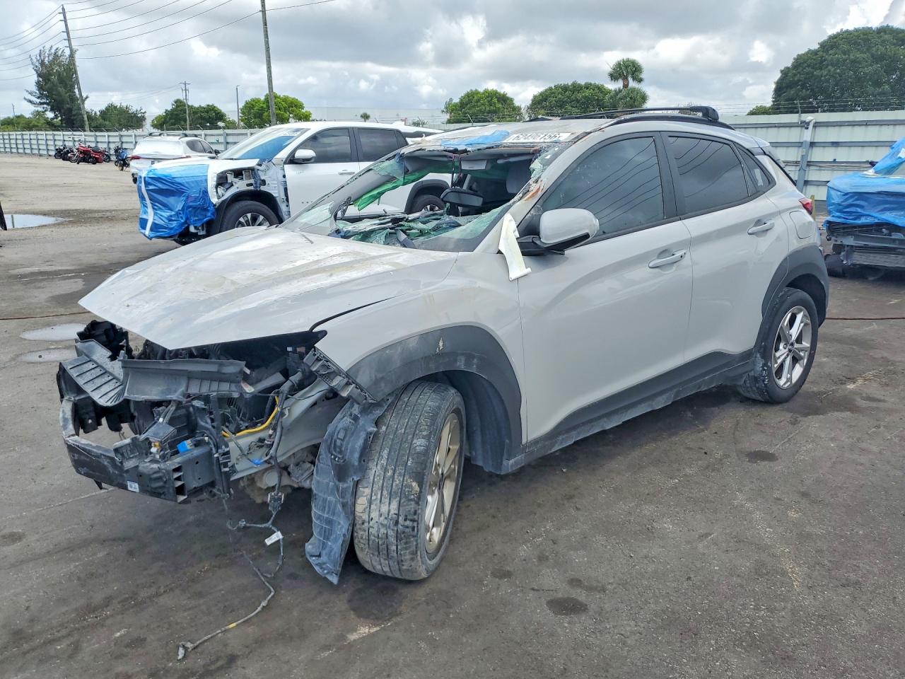 Photo of the 2022 HYUNDAI KONA SEL
