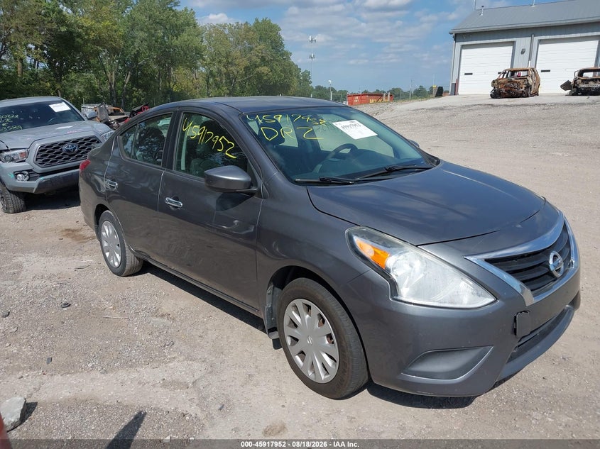 Photo of the 2016 NISSAN VERSA 1.6 SV